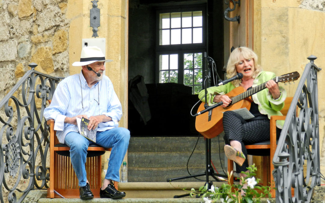 Ein stimmungsvoller Abend im Schlosshof