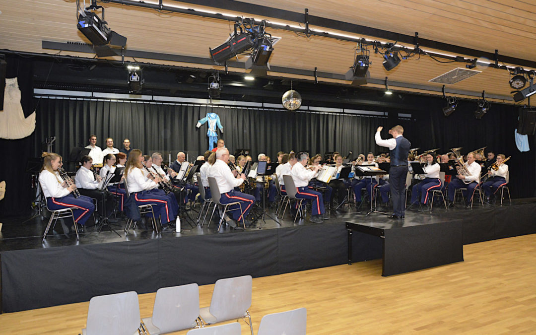 Die Stadtmusik Murten lädt zum Tanz