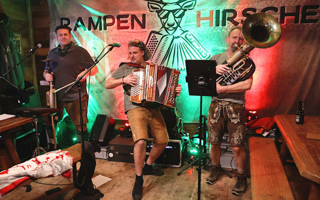 Lederhosenzeit im Chalet Murten