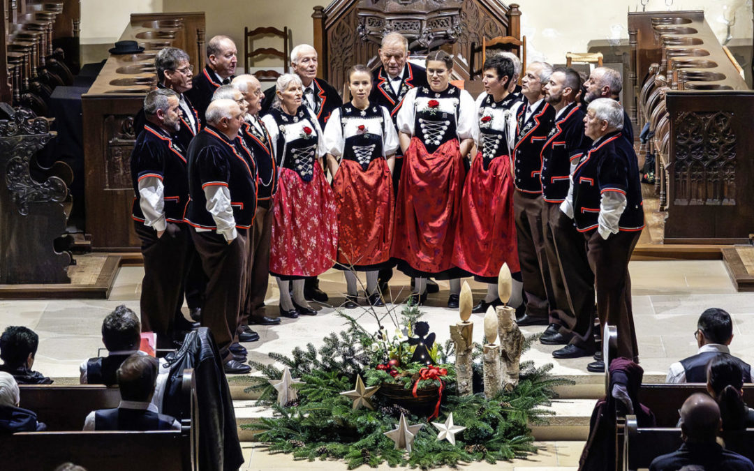 Besinnliche JodlerklängeBesinnliche Jodlerklänge