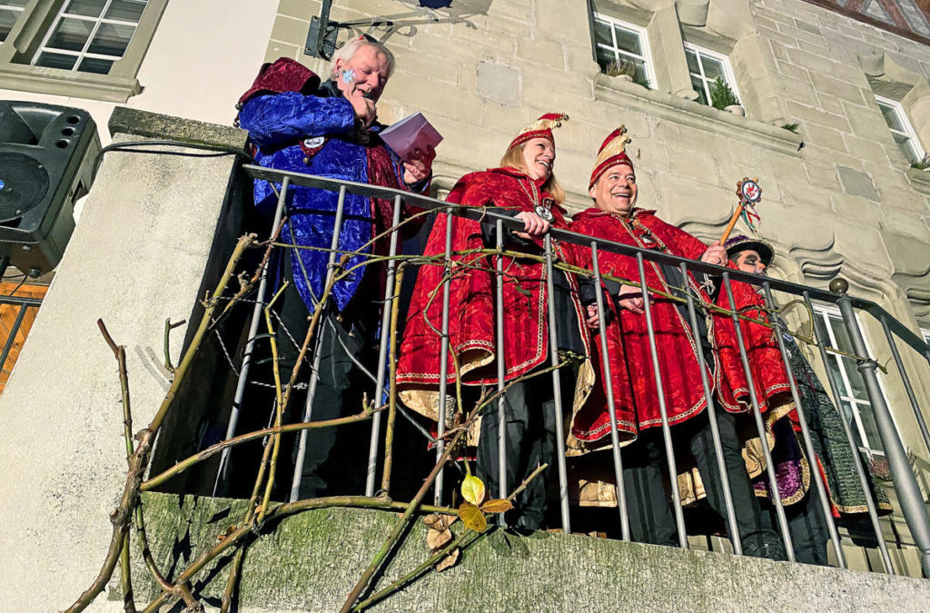 Feierliche Inthronisierung mit Schwingfest