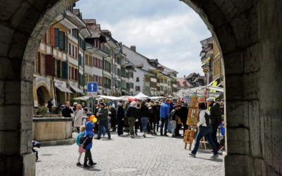 Maimarkt: Publikumsmagnet trotz winterlicher Temperaturen