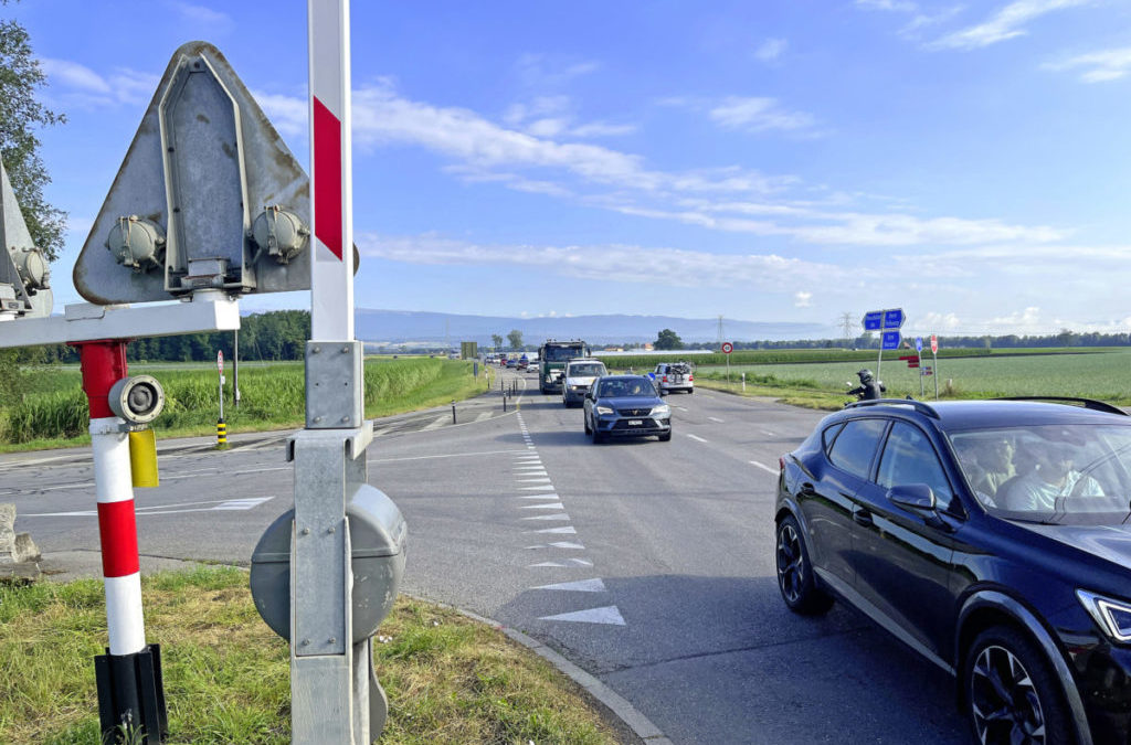 Rösti nimmt sich der Moosstrasse an