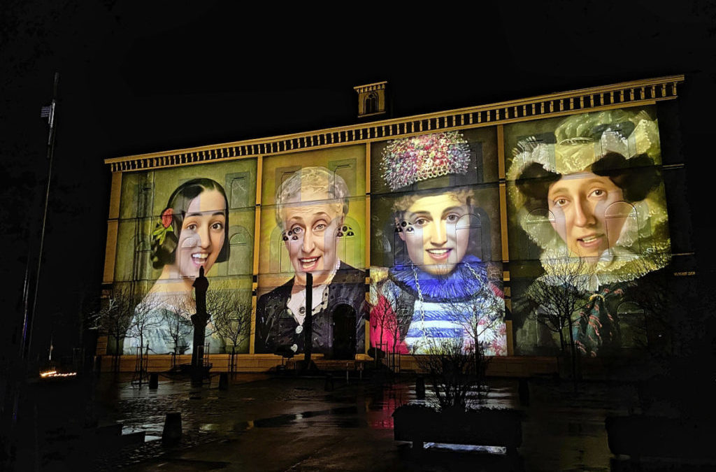 Spiel mit Musik und Licht hat begonnen