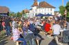 Petrus meinte es gut und schenkte dem Strassenfest am Samstag strahlenden Sonnenschein.